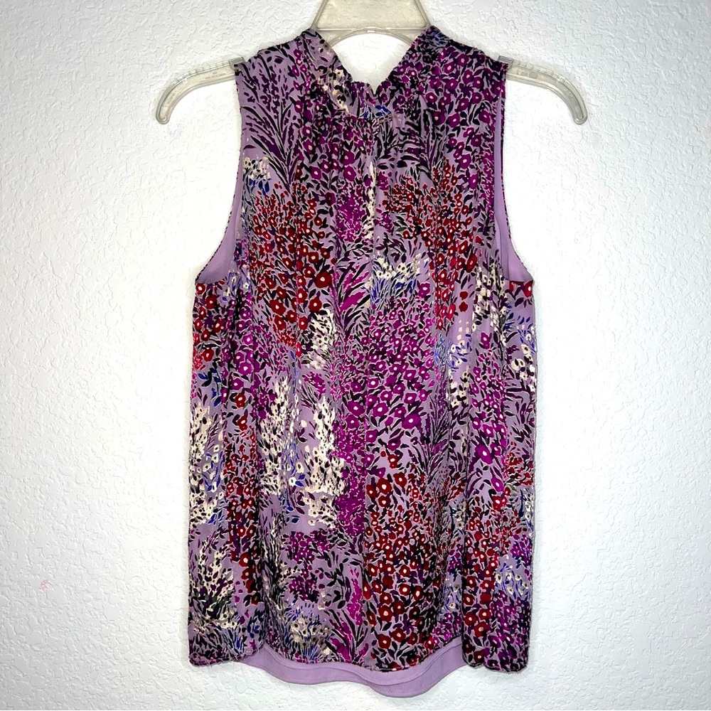 White House Black Market Floral Sleeveless Blouse
